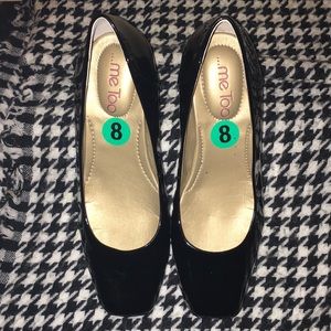 Shoe